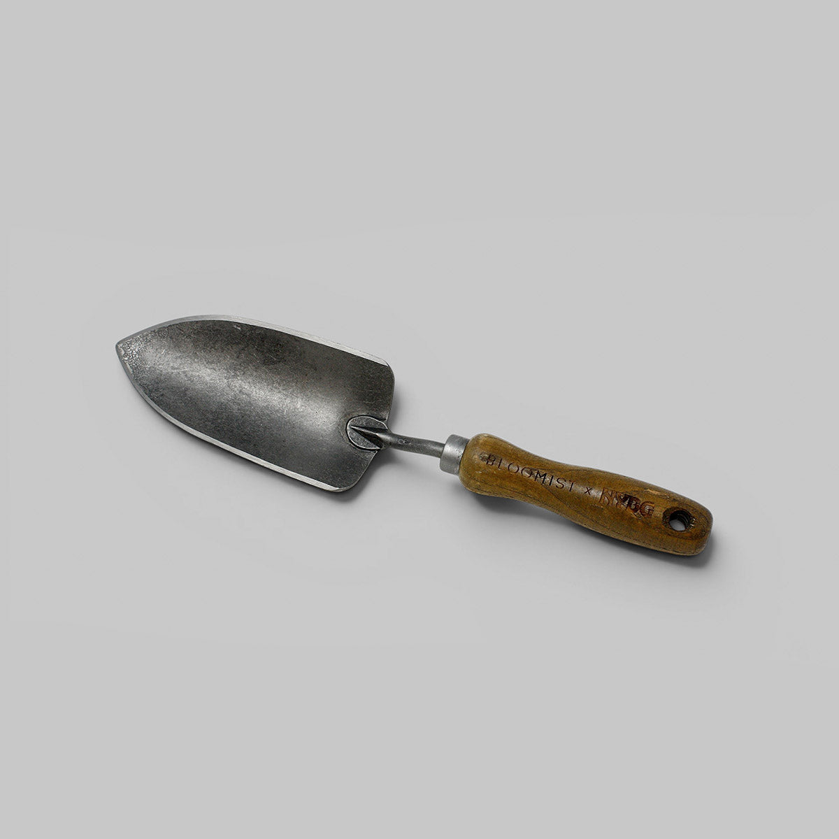 The Garden Essentials Tool Set (Root Trowel, Cultivator, Trowel)