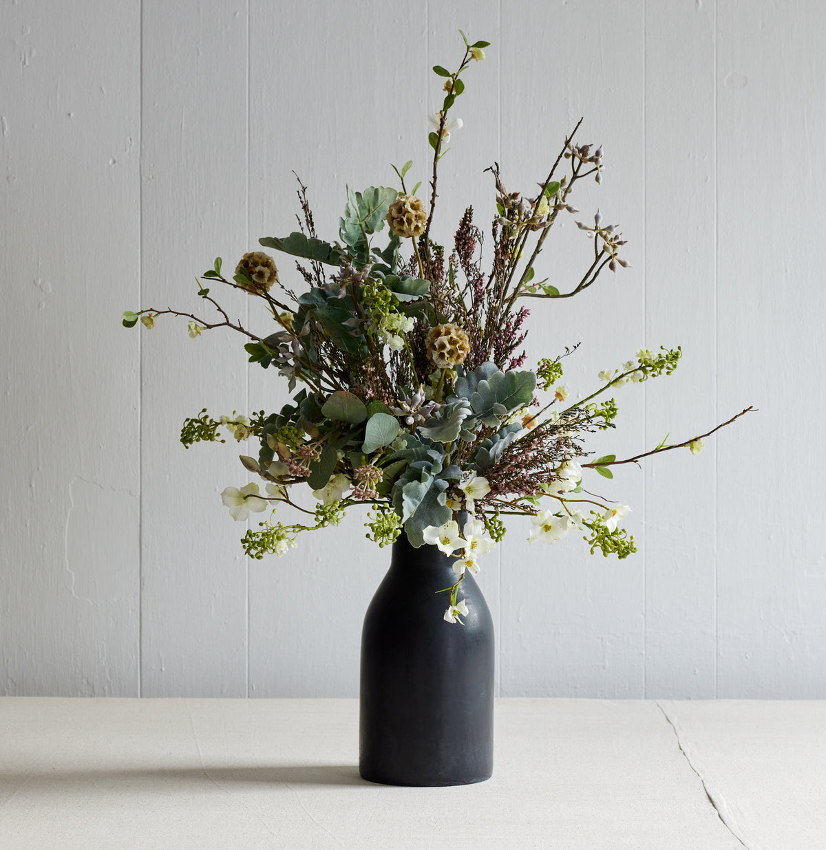Monolithic Tadelakt Vase, Black